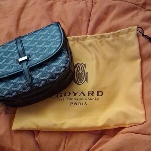 Goyard Black and Gray Messenger Bag with Signature Chevron Design